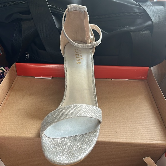 Silver High Heel - Picture 3 of 5